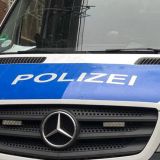 Symbolbild eines Polizeifahrzeugs