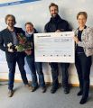 Polizei Münster. Das Bild zeigt die Spendenübergabe (v.l. Stefan Feismann, Carolin Feismann, Simon Kaminski, Alexandra Dorndorf)